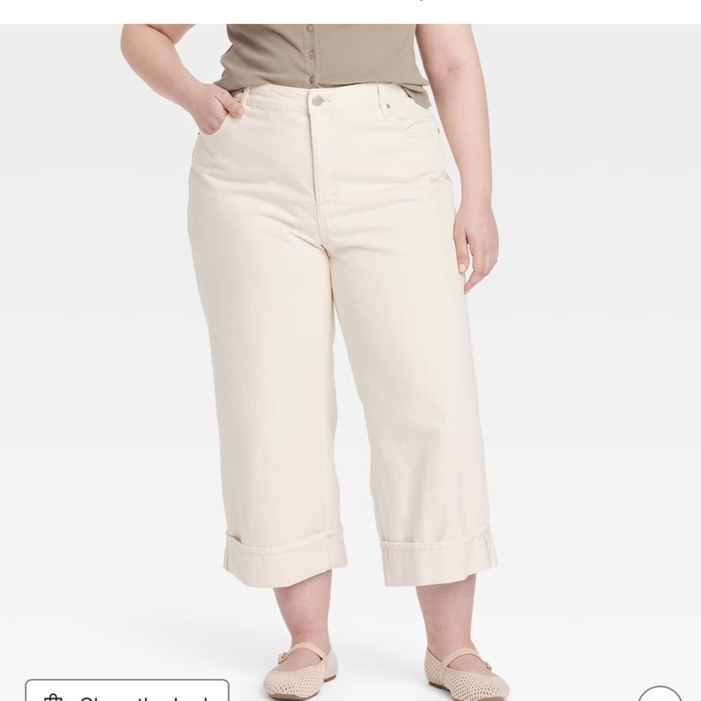 Universal Thread Women's Mid-Rise Cropped Vintage Wide Leg Jeans. NWT